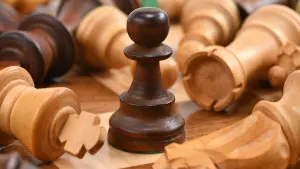 piezas de ajedrez artesanales
