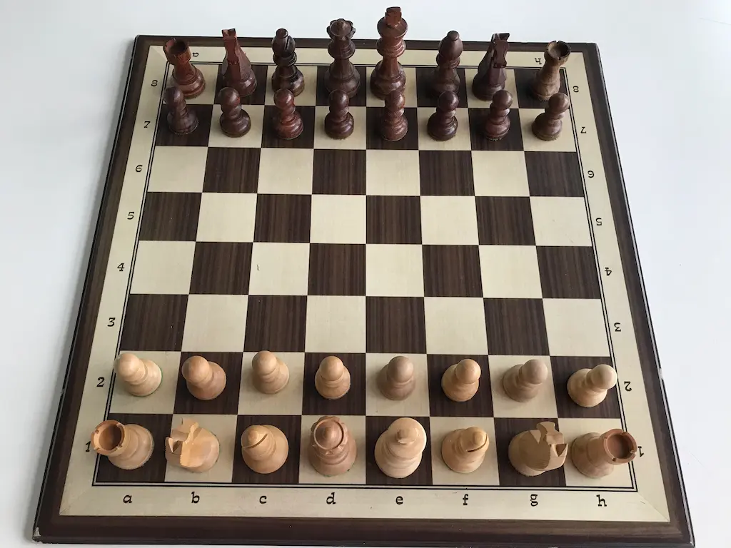ajedrez en línea y ajedrez tradicional