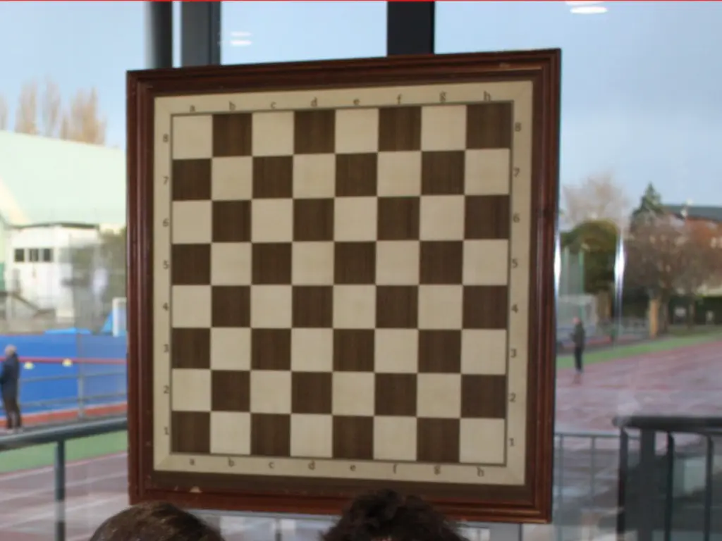tablero mural de ajedrez para clases
